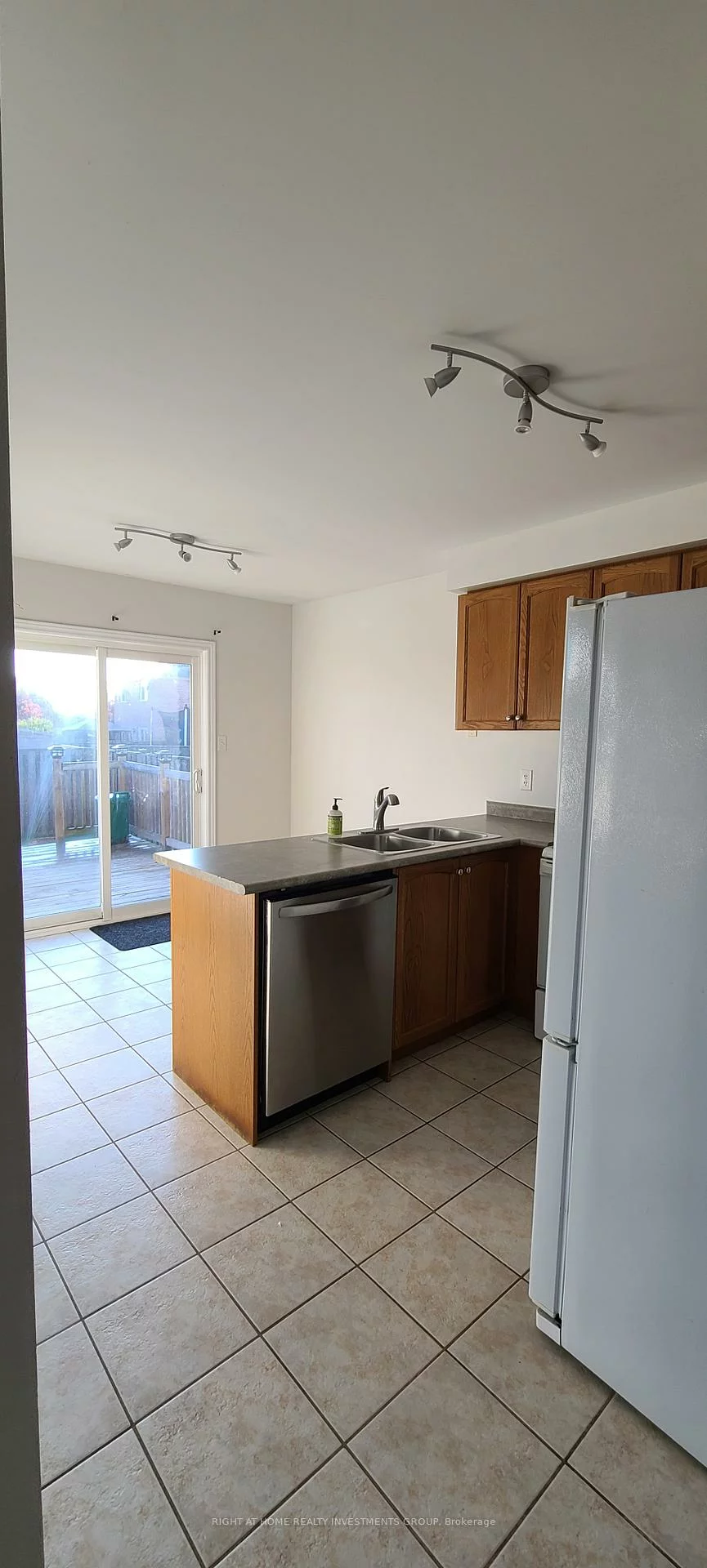 38, Lang, Northwest, Barrie