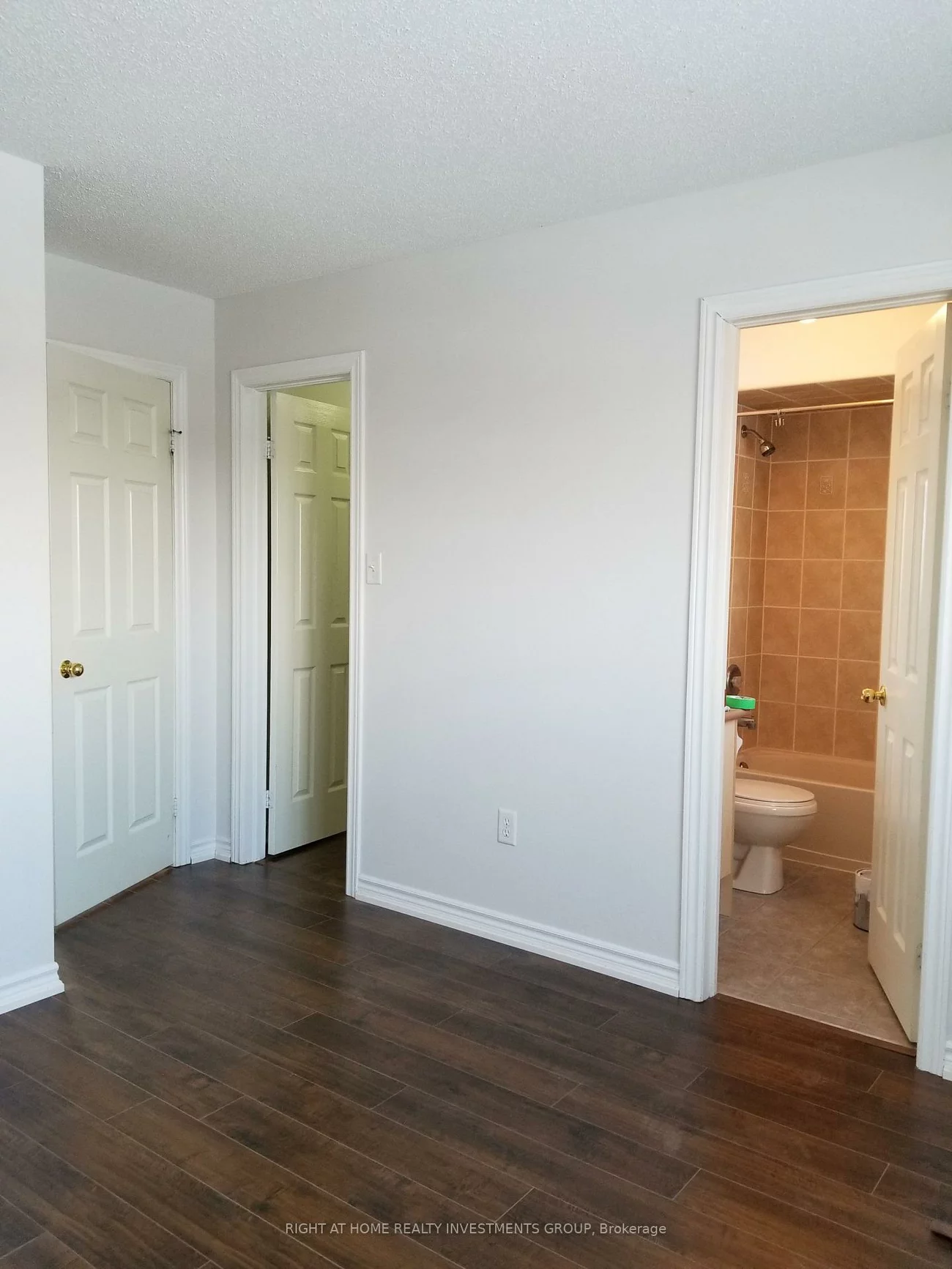 38, Lang, Northwest, Barrie