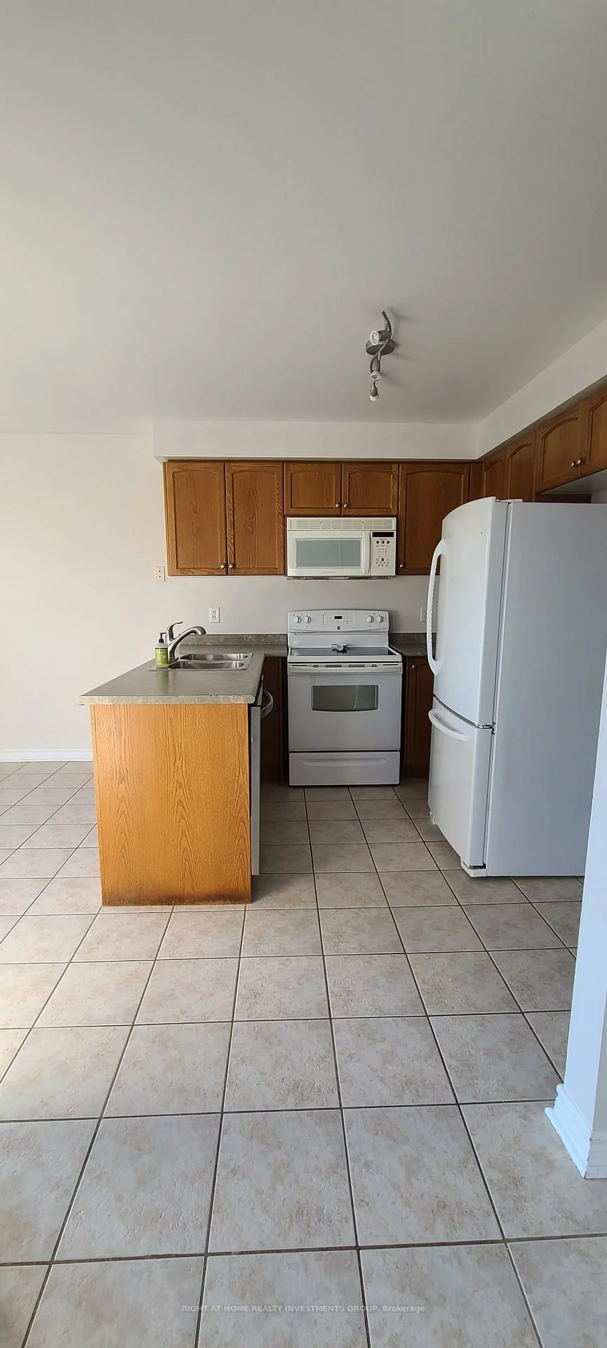 38, Lang, Northwest, Barrie
