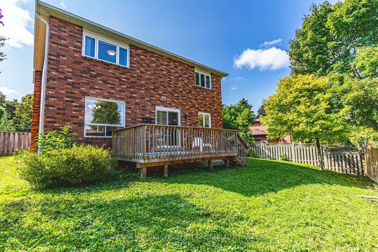 16, Autumn, Allandale Heights, Barrie