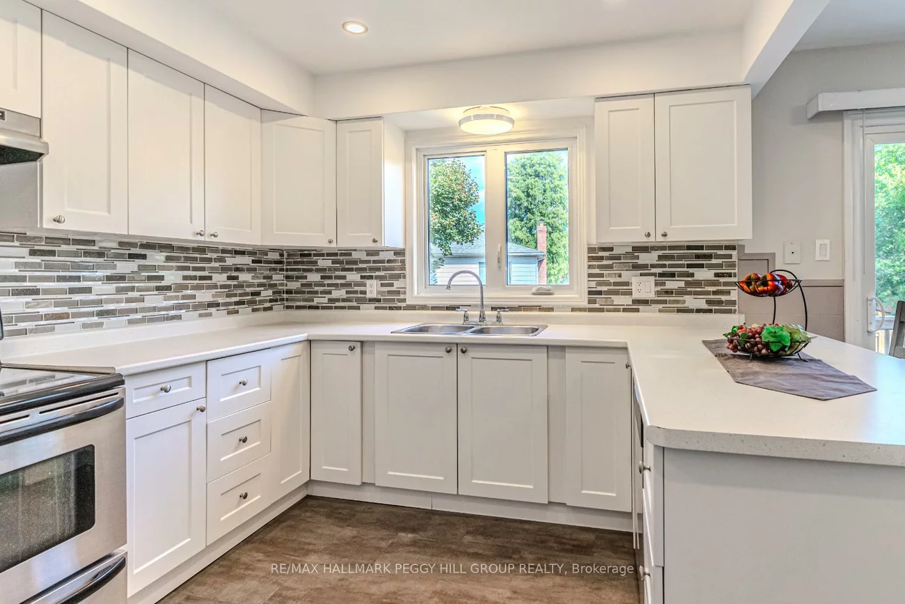 16, Autumn, Allandale Heights, Barrie