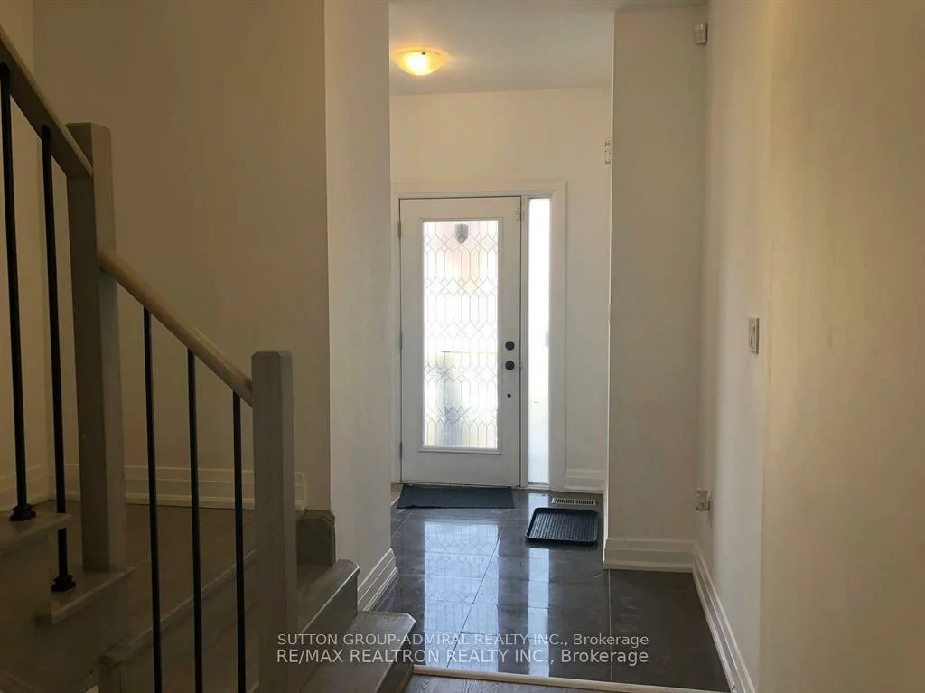 112, Fairlane, Painswick South, Barrie