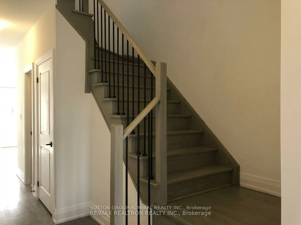 112, Fairlane, Painswick South, Barrie