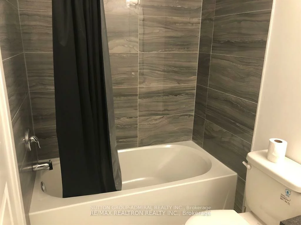 112, Fairlane, Painswick South, Barrie