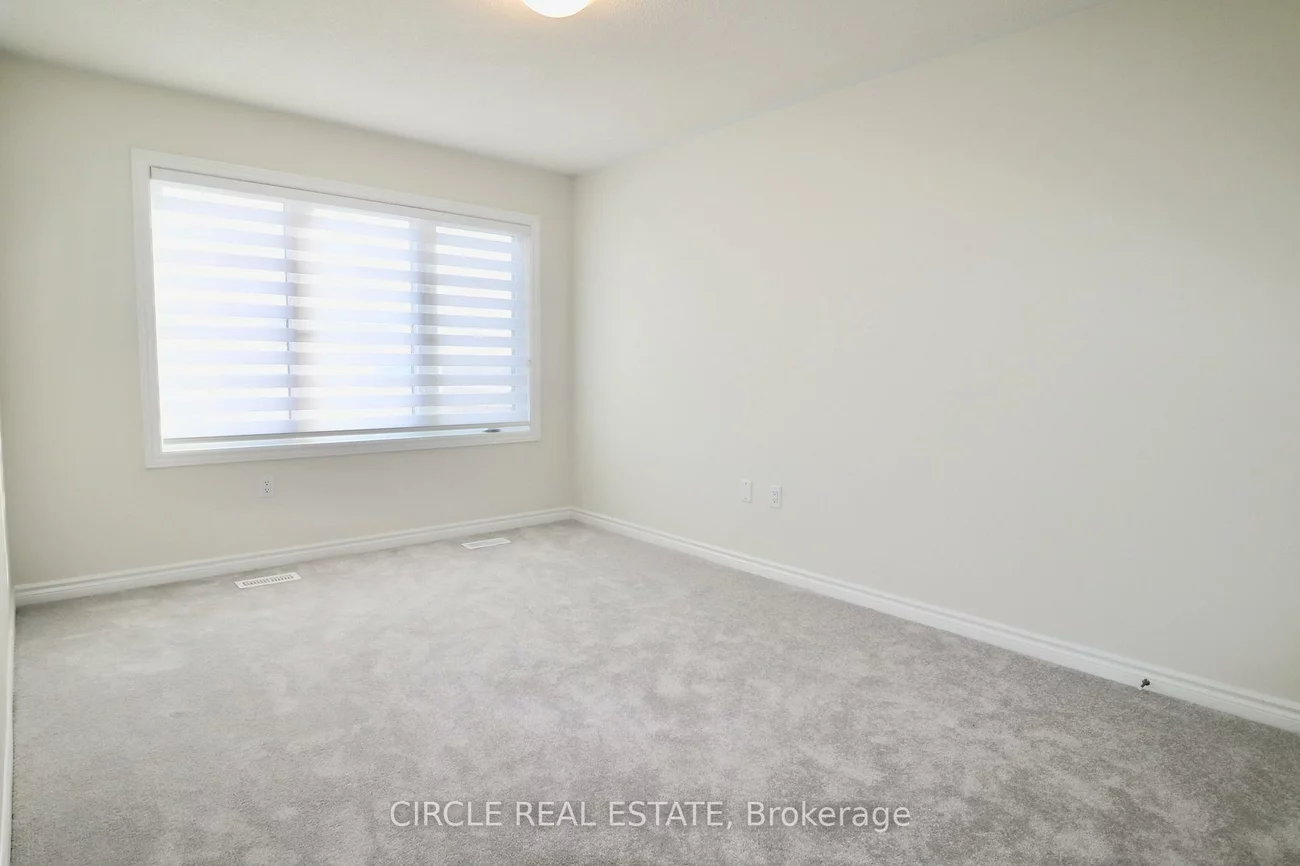 35, Phoenix, Painswick South, Barrie