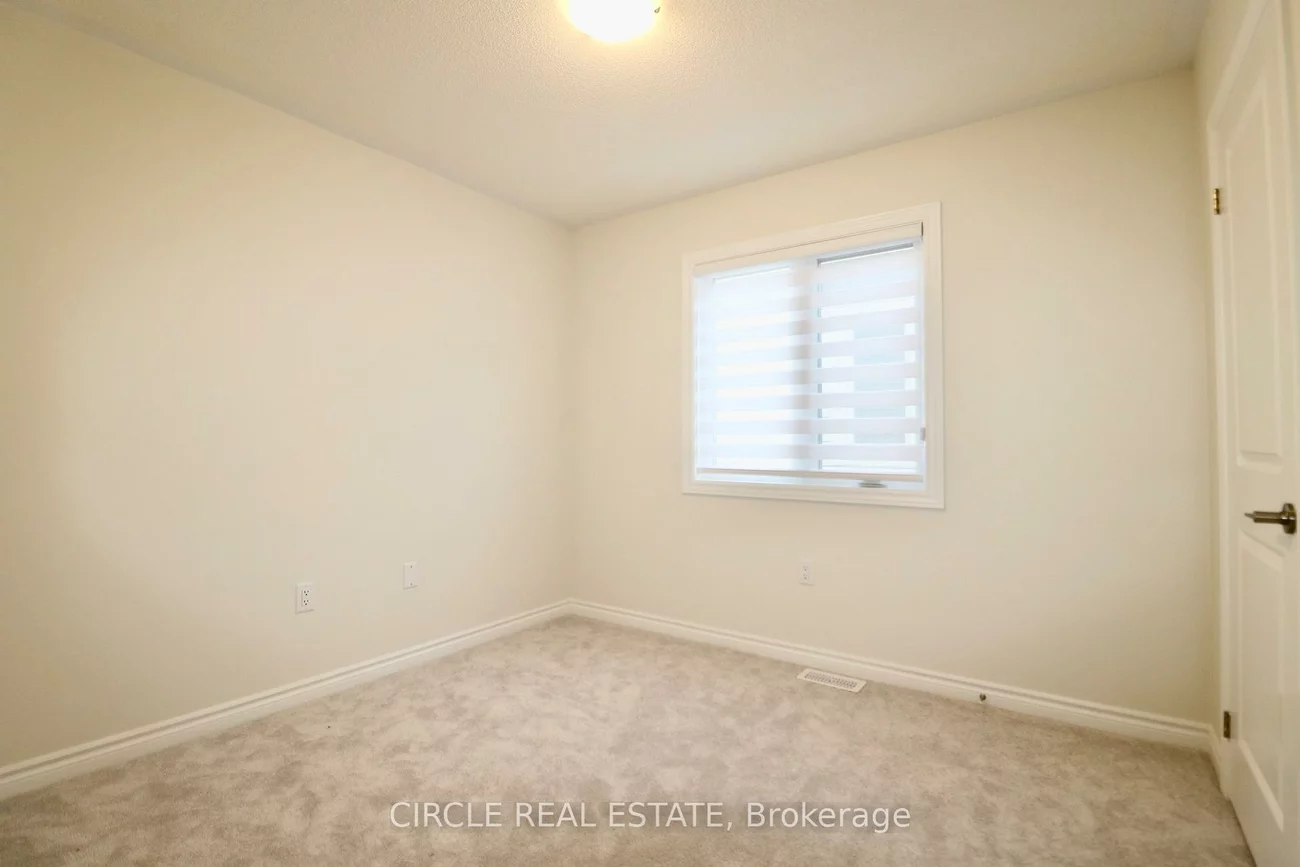 35, Phoenix, Painswick South, Barrie