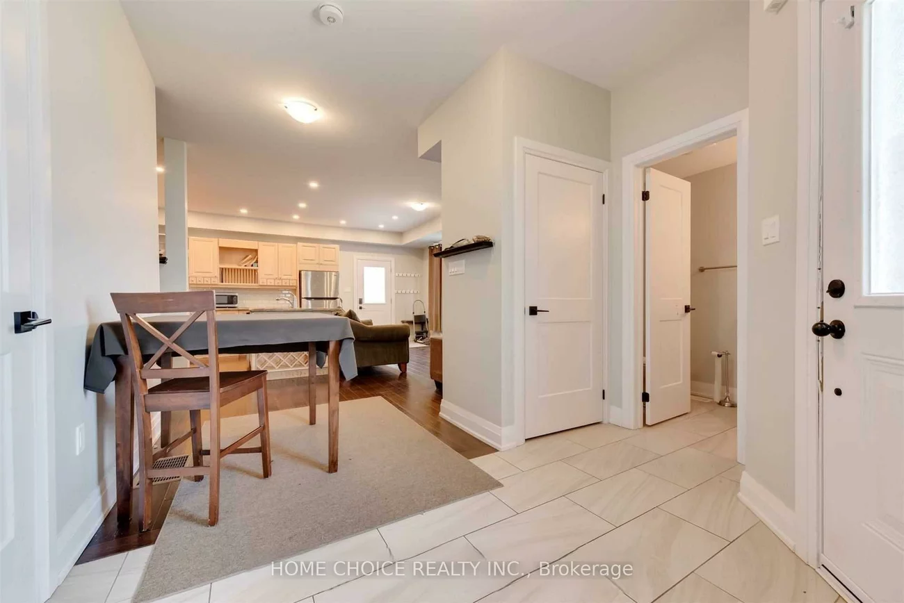 27, Stonehart, East Bayfield, Barrie