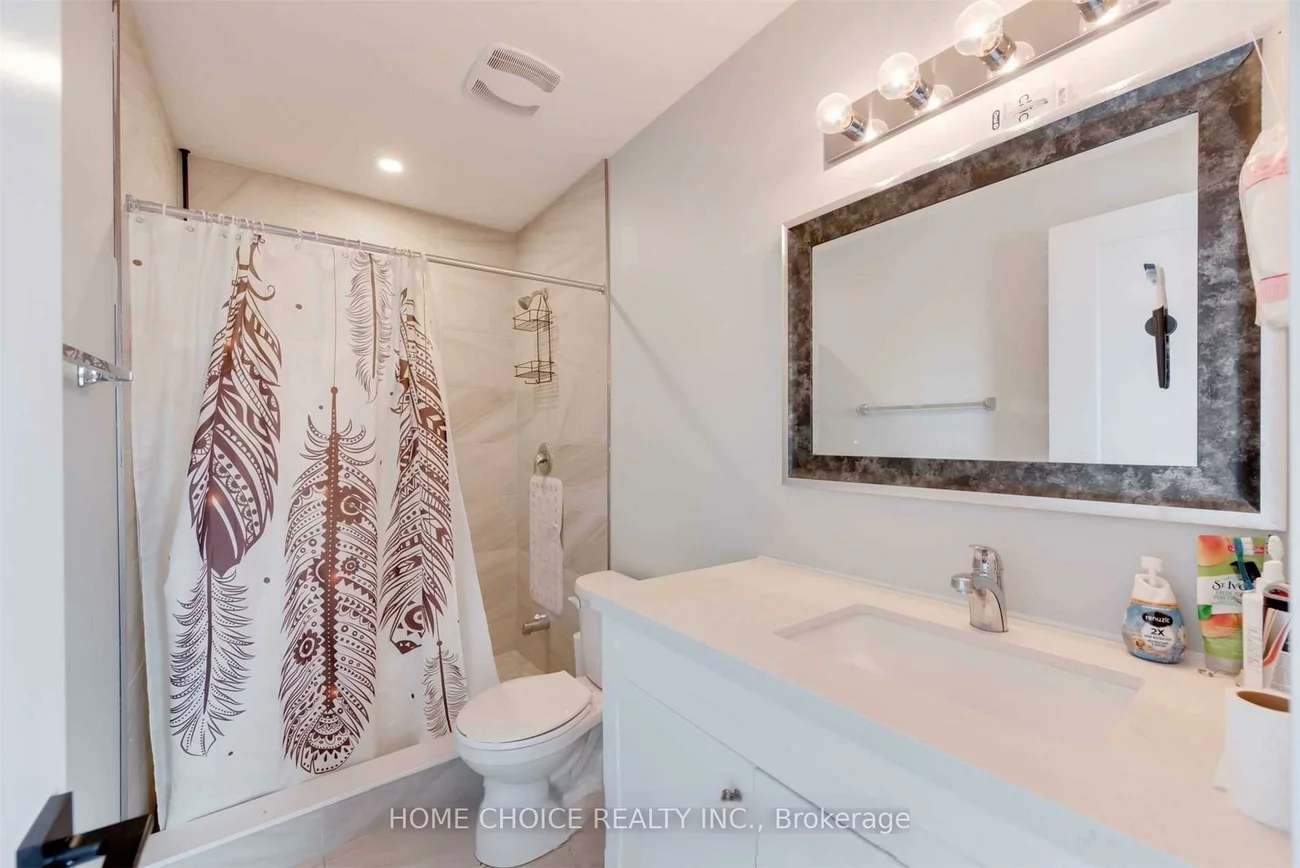 27, Stonehart, East Bayfield, Barrie
