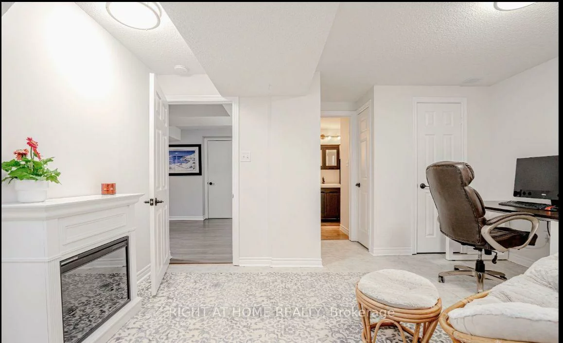 36, Knupp, Edgehill Drive, Barrie
