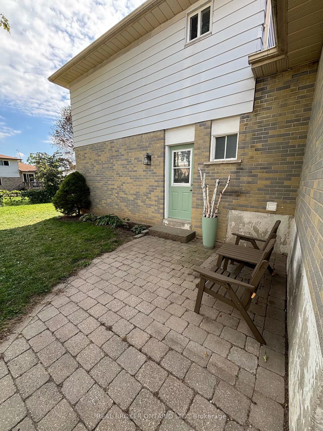 56, Bernick, Grove East, Barrie