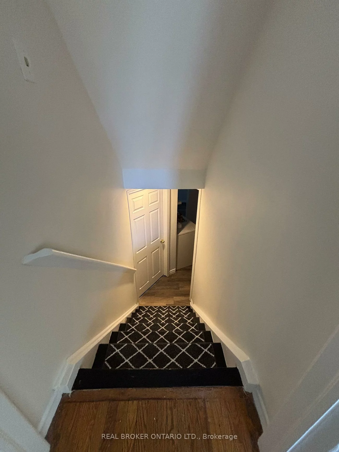 56, Bernick, Grove East, Barrie