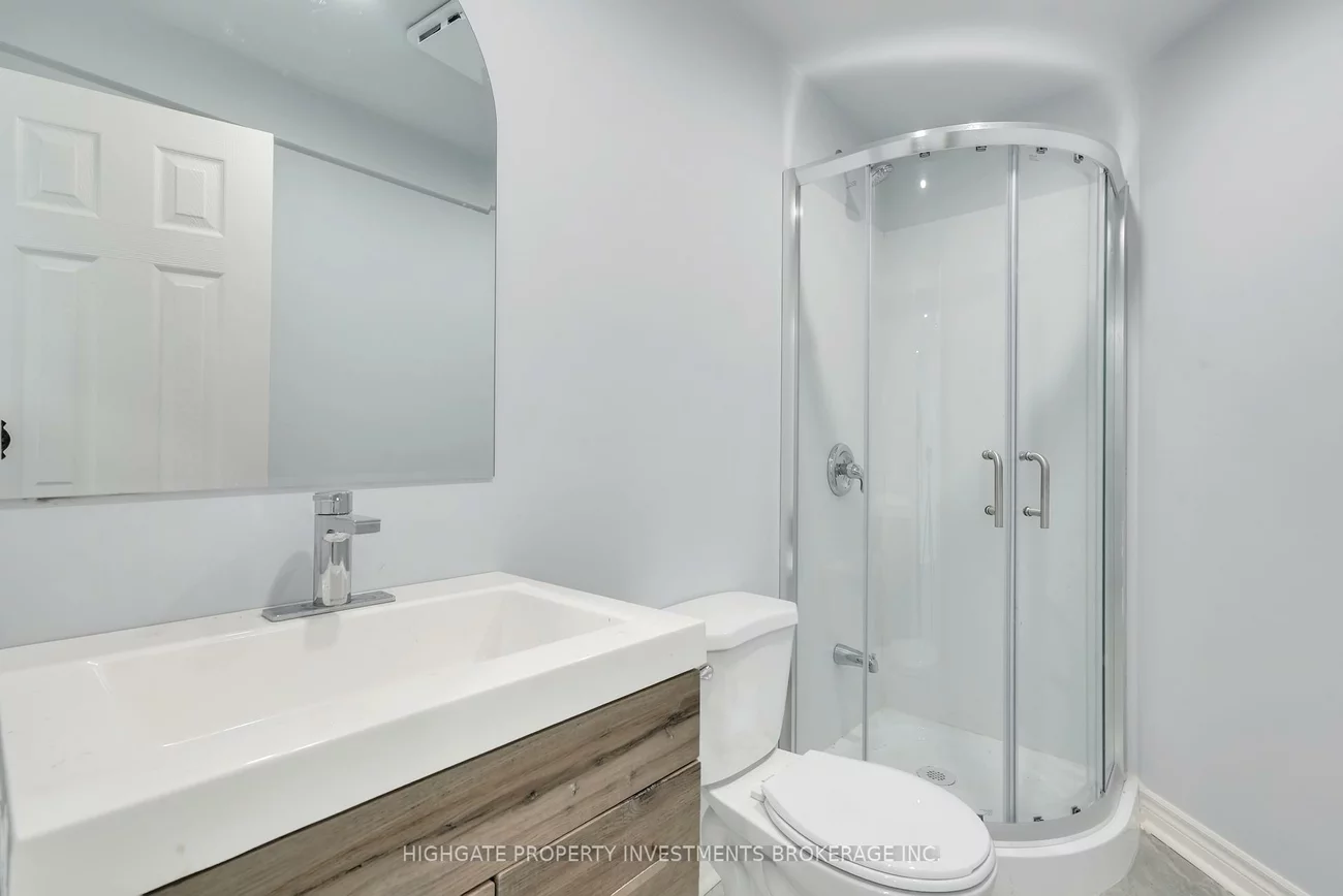 21, Stollar, Little Lake, Barrie