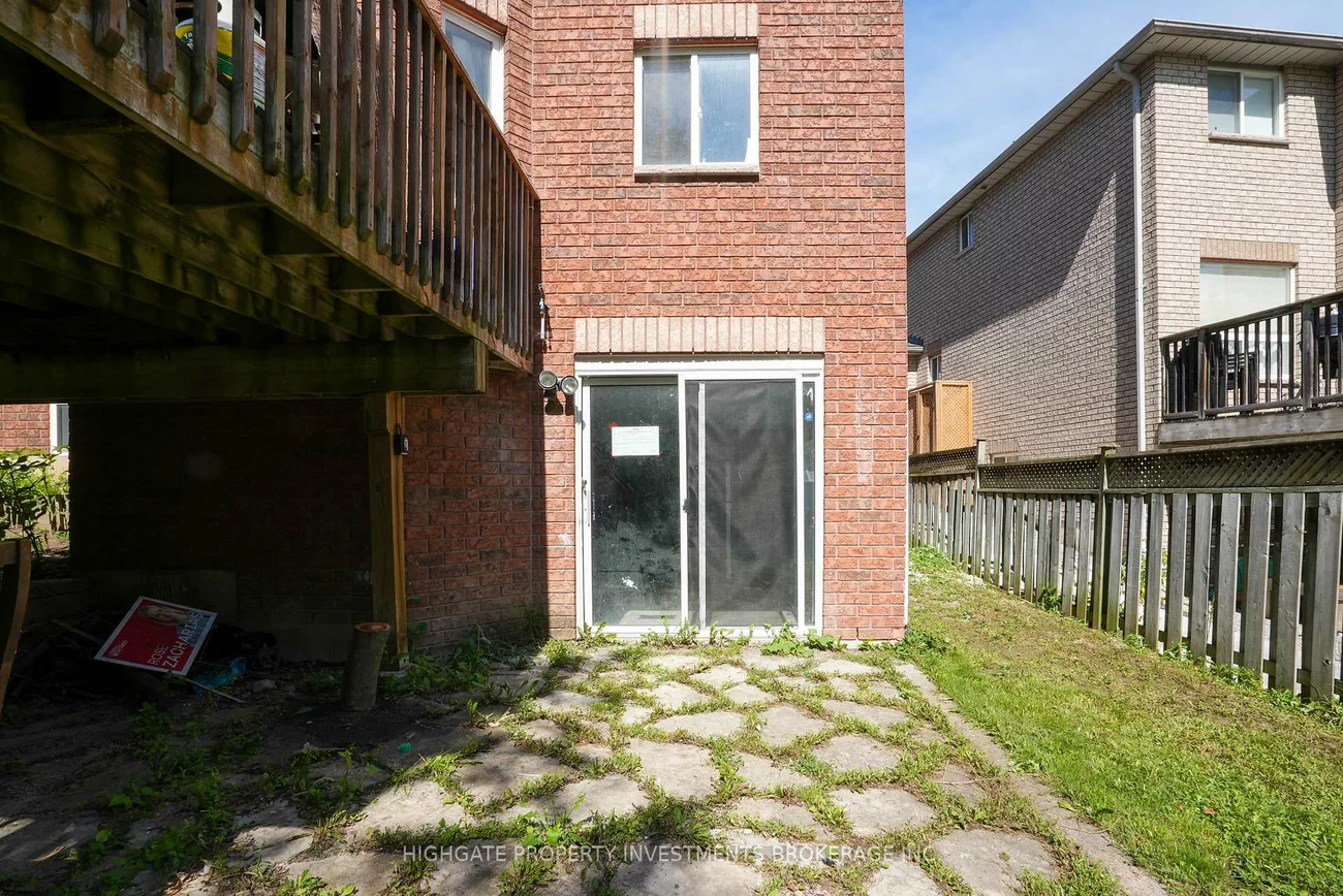 21, Stollar, Little Lake, Barrie