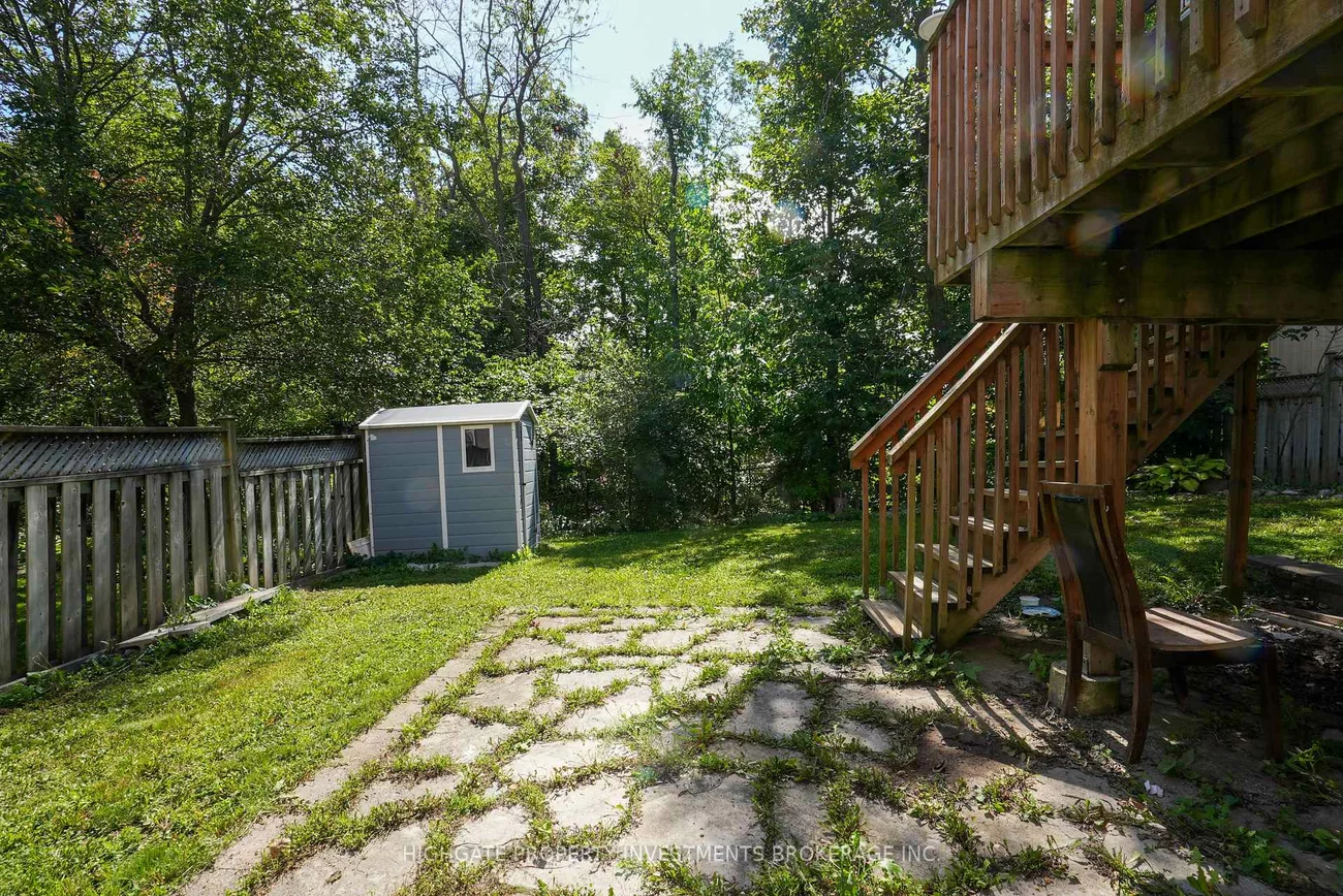 21, Stollar, Little Lake, Barrie