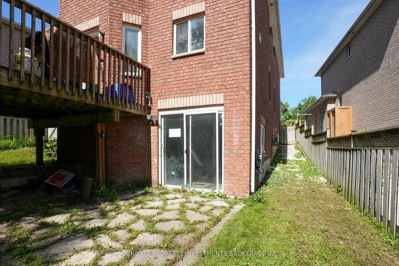 21, Stollar, Little Lake, Barrie