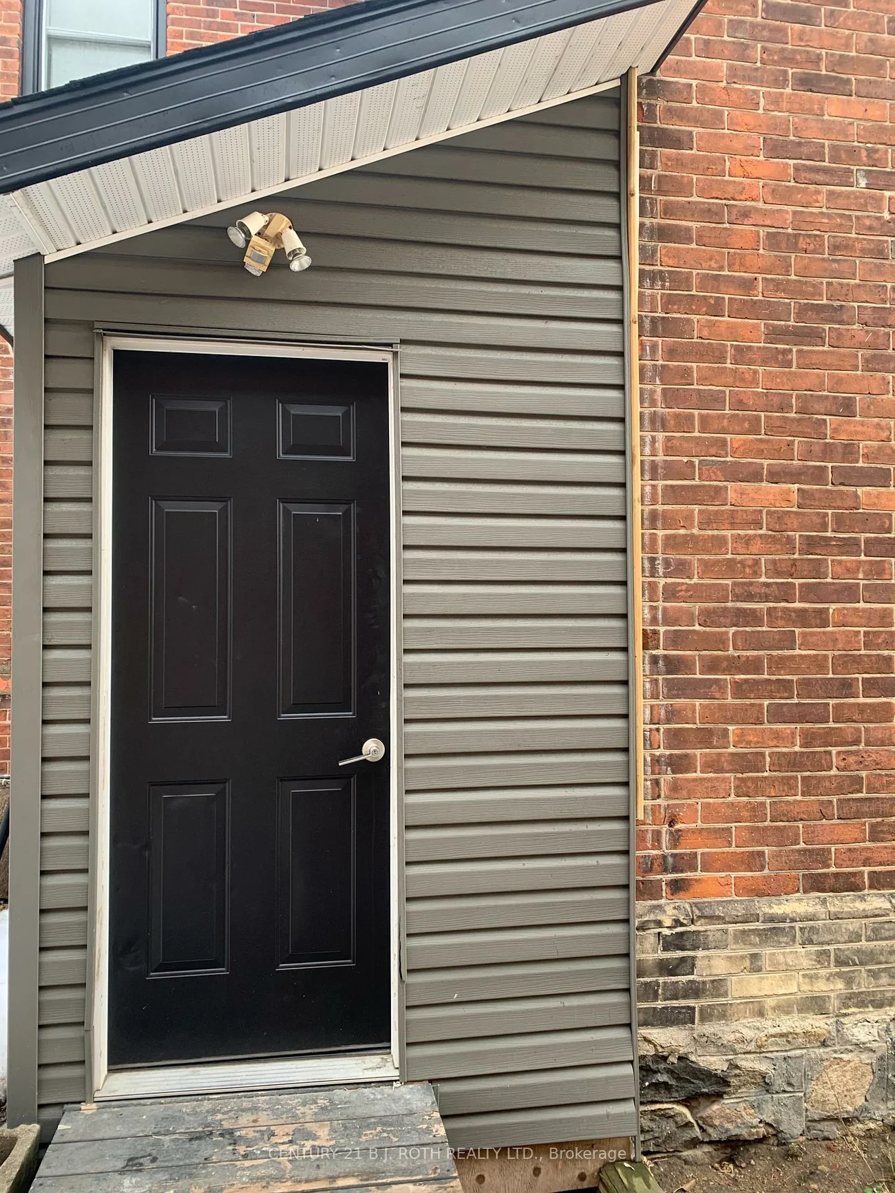 172, Dunlop, Queen's Park, Barrie