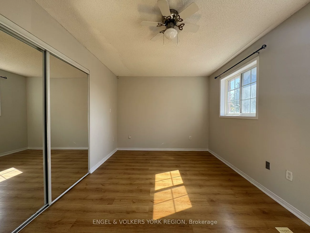 120, Nathan, Painswick South, Barrie