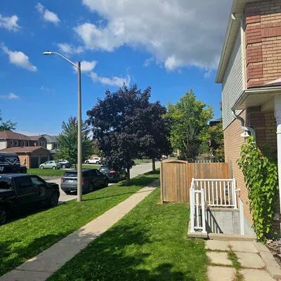 52, Burke, West Bayfield, Barrie