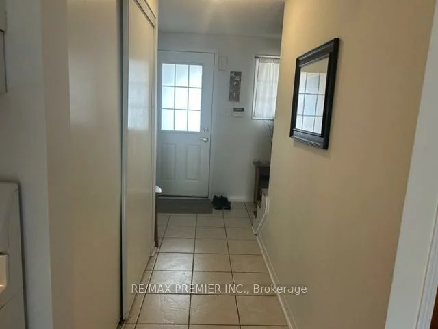 25, Srigley (Entire House), Holly, Barrie
