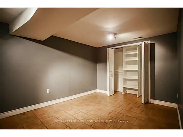 9, REDWOOD *LOWER LEVEL*, Grove East, Barrie