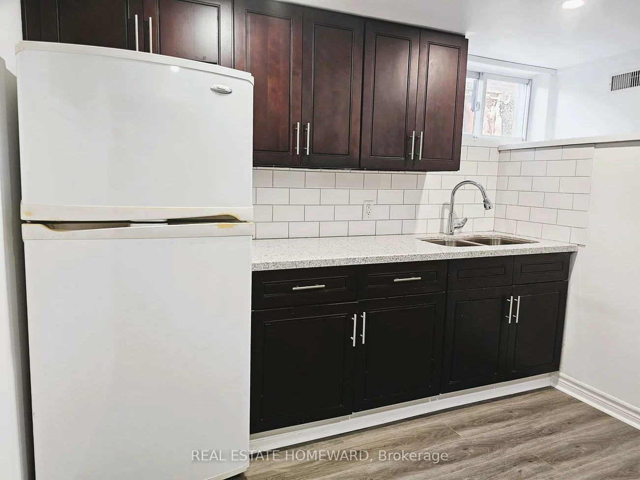 4, Bennett Rd., Wellington, Barrie