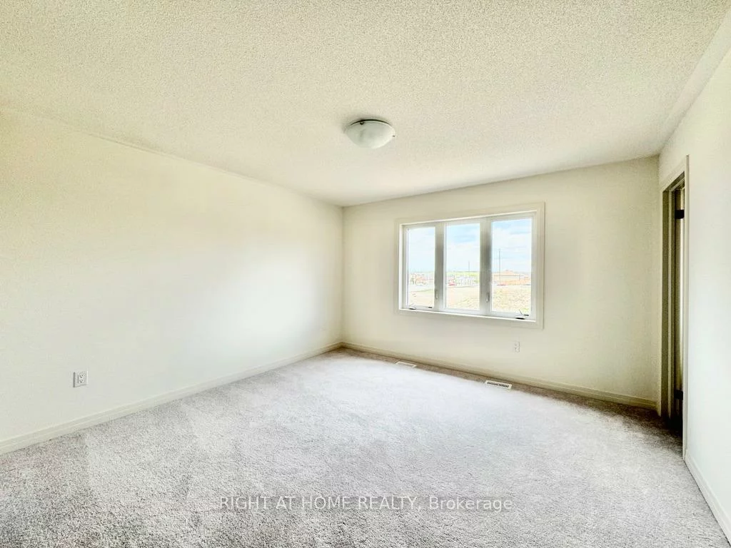 81, Sagewood, Painswick South, Barrie