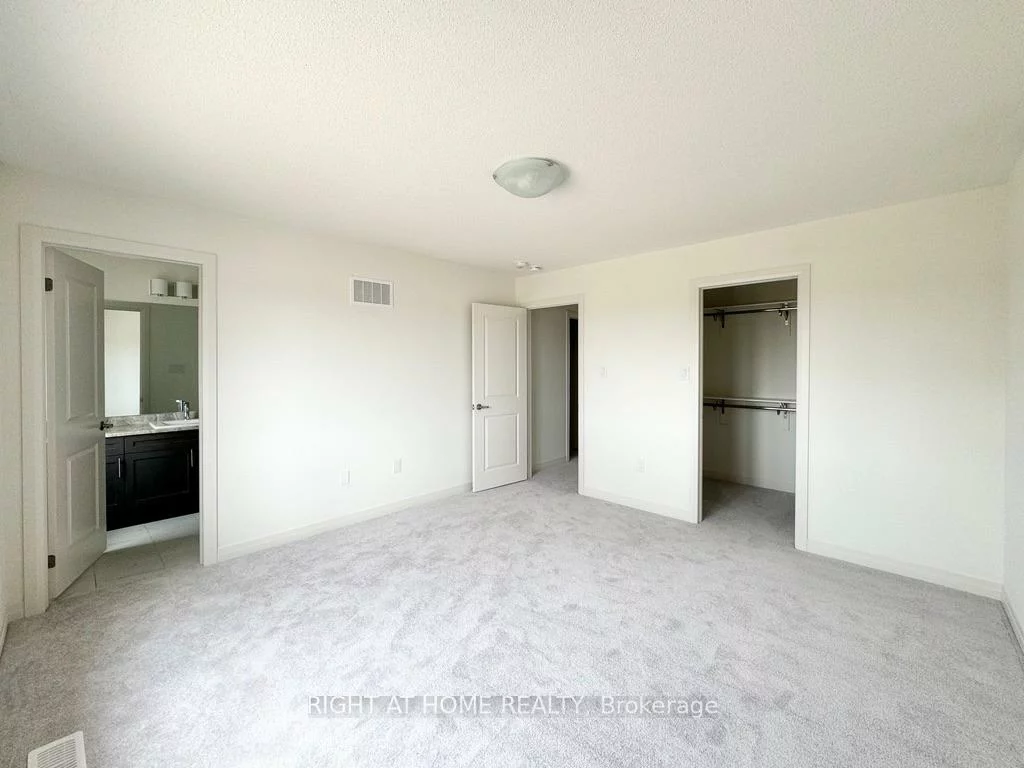 81, Sagewood, Painswick South, Barrie