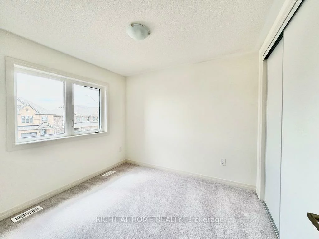 81, Sagewood, Painswick South, Barrie