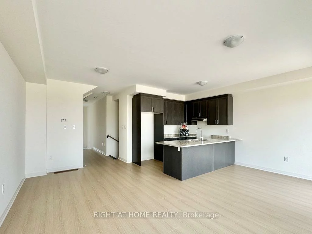 81, Sagewood, Painswick South, Barrie