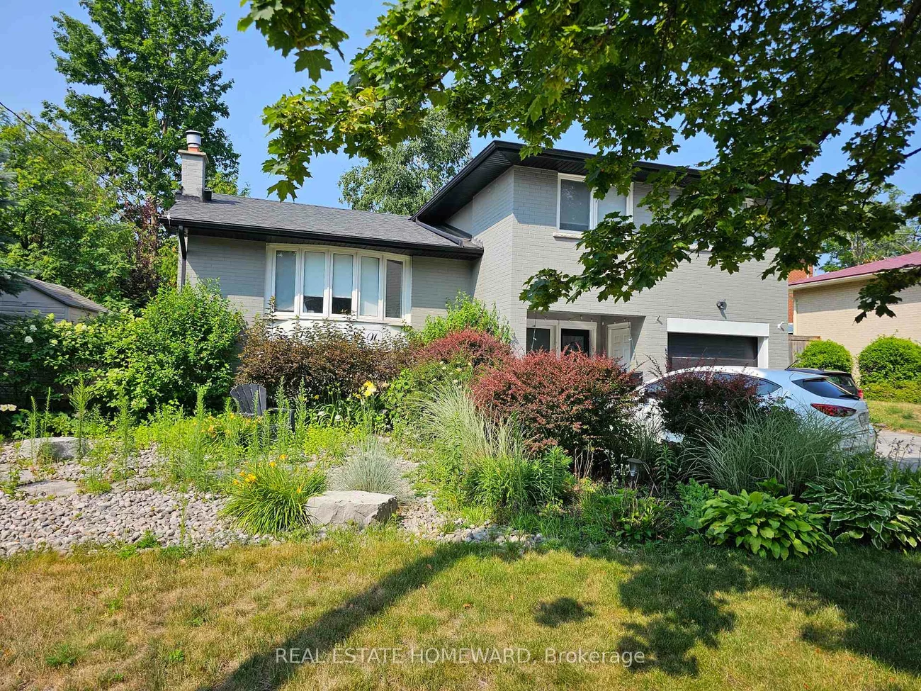 172, Anne, Letitia Heights, Barrie