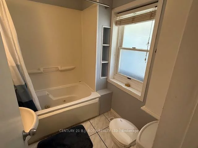 26, Caroline, City Centre, Barrie