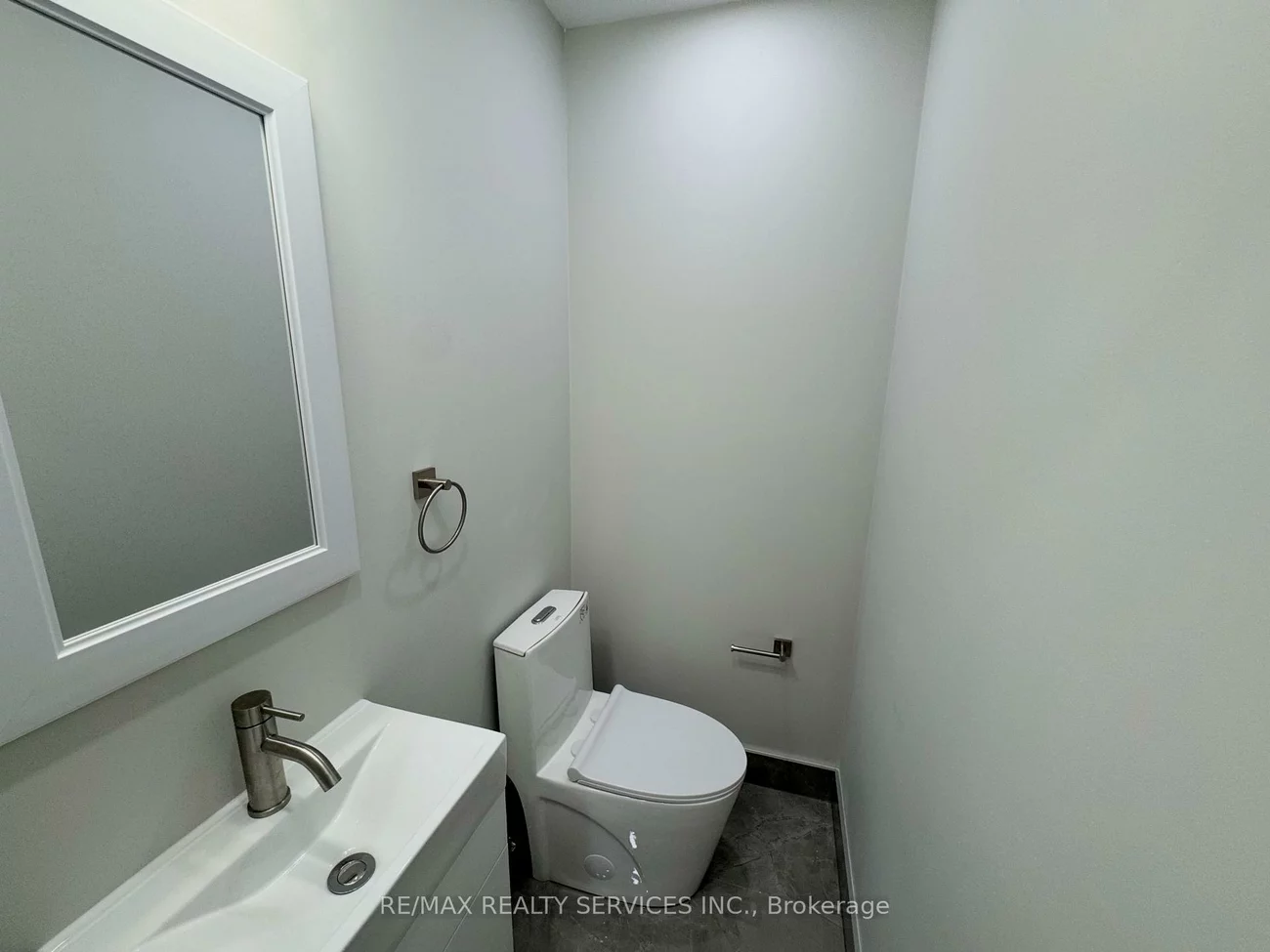 41, Maclaren, Painswick North, Barrie
