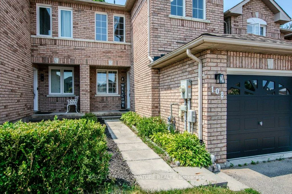 108, Hawthorne, Ardagh, Barrie