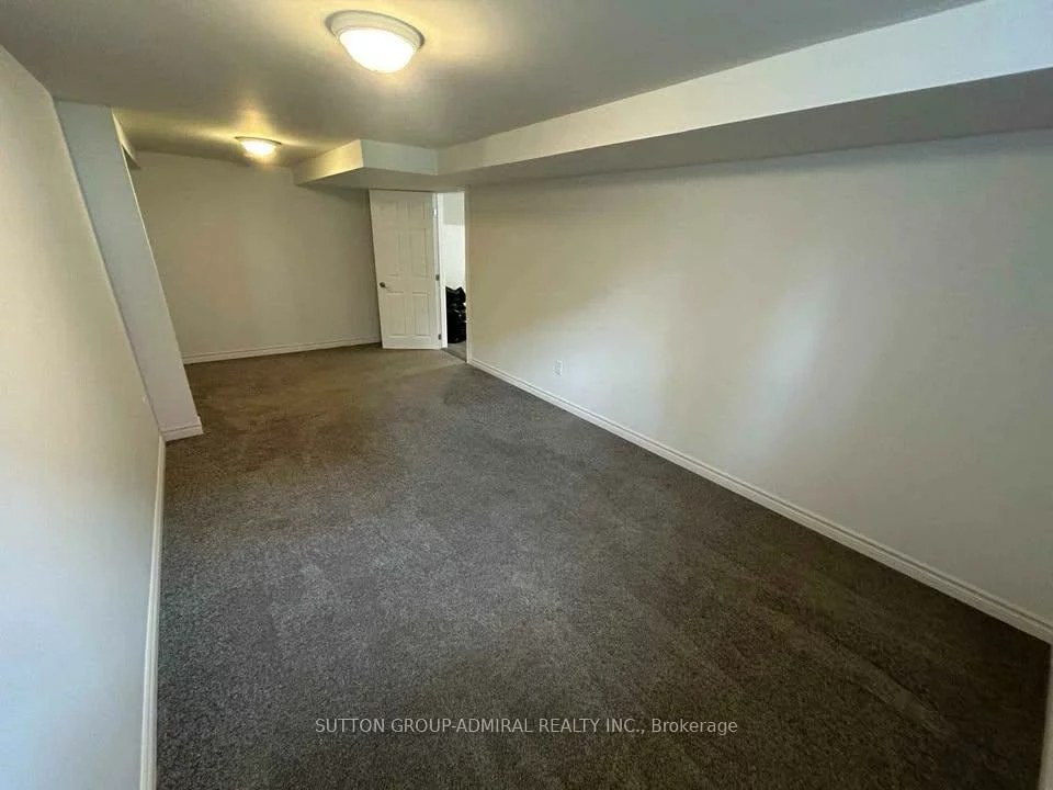 113, Hurst, Bayshore, Barrie