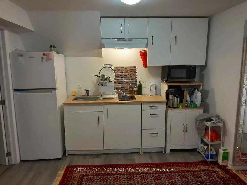 113, Hurst, Bayshore, Barrie