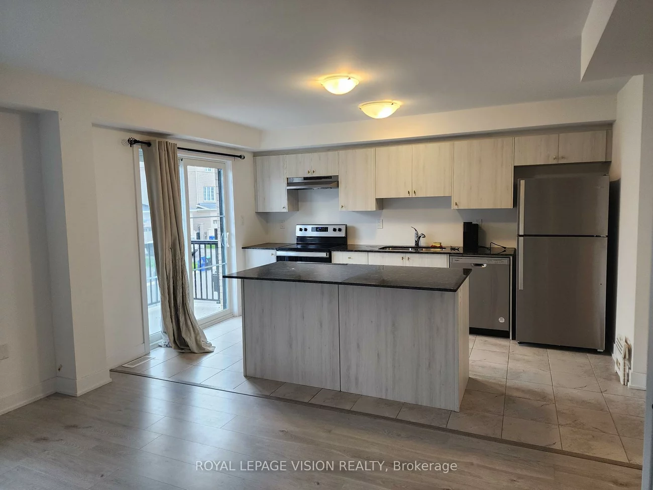 27, Wagon, Innis-Shore, Barrie