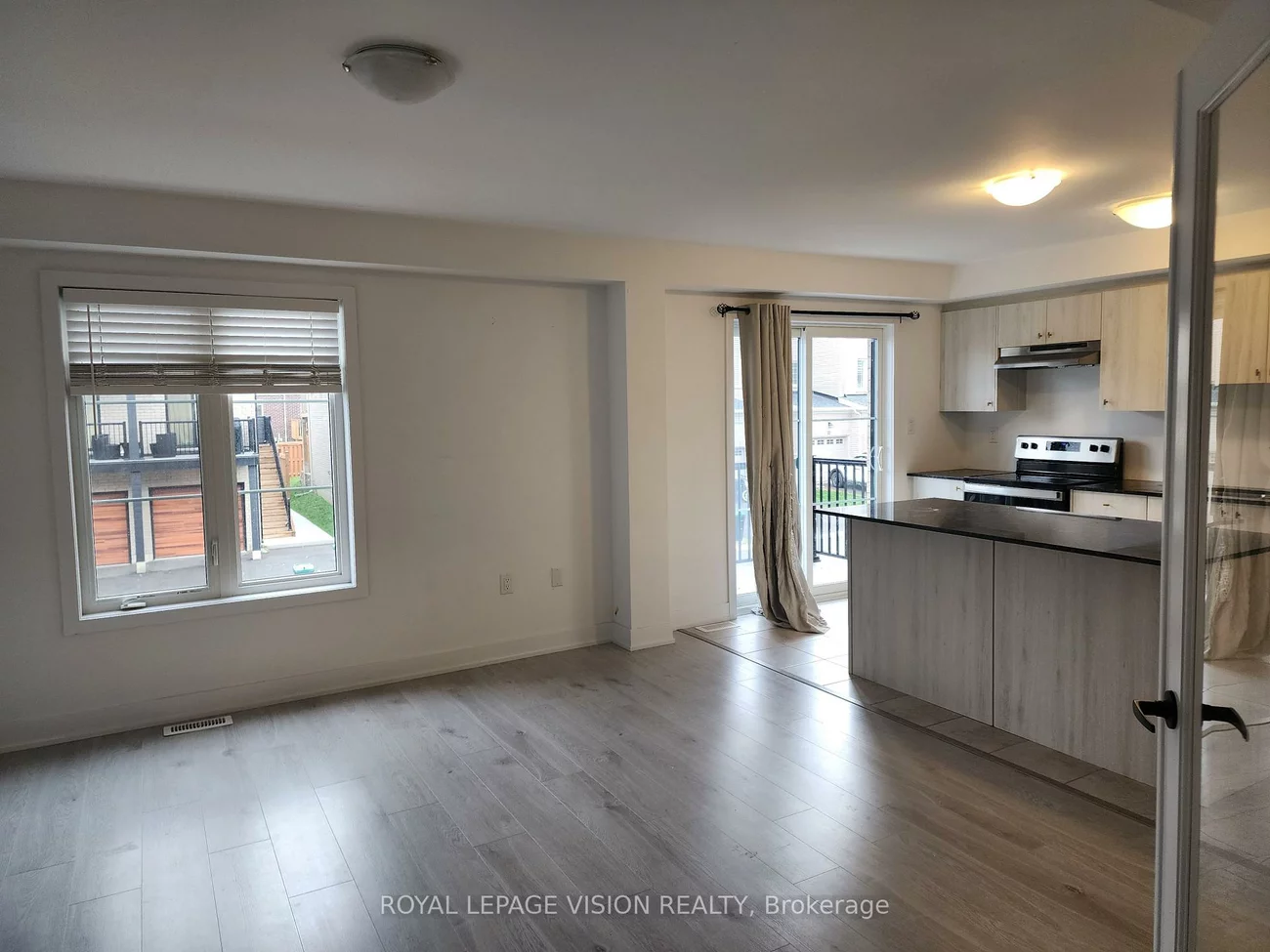 27, Wagon, Innis-Shore, Barrie