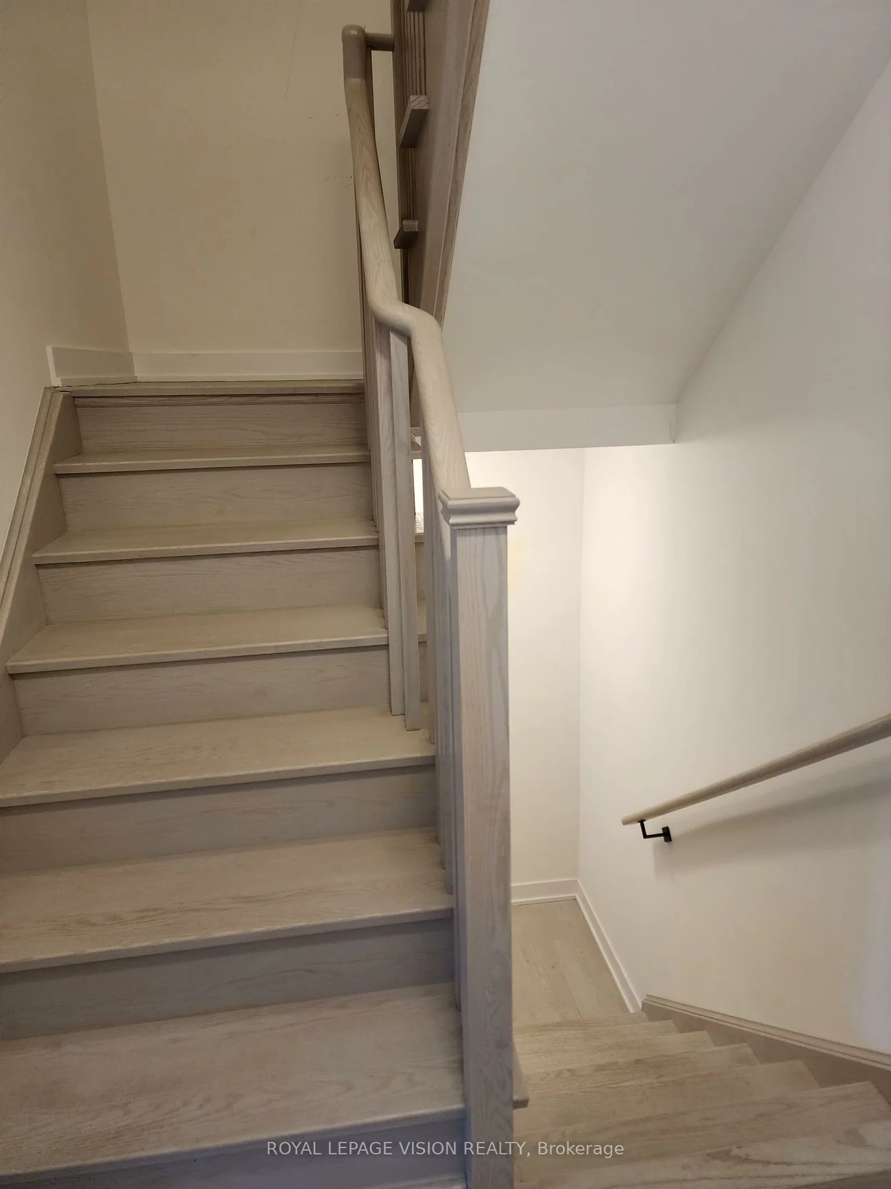 27, Wagon, Innis-Shore, Barrie