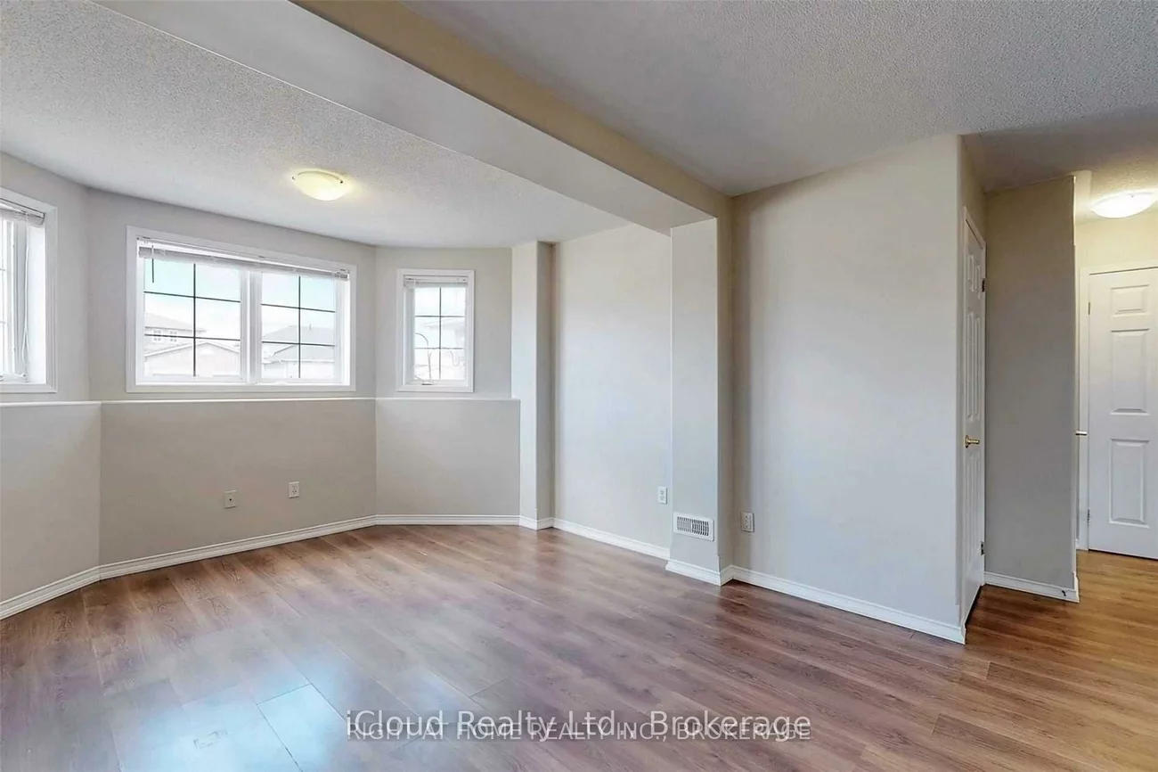 229, Dunsmore, Georgian Drive, Barrie