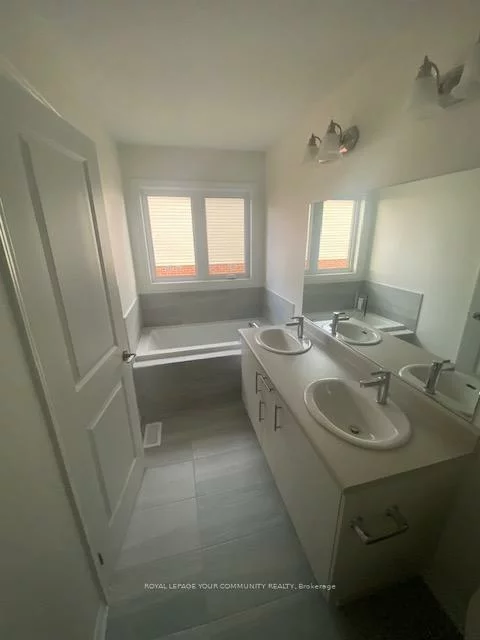 92, Phoenix, Painswick South, Barrie