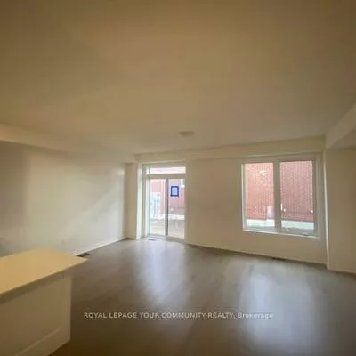 92, Phoenix, Painswick South, Barrie