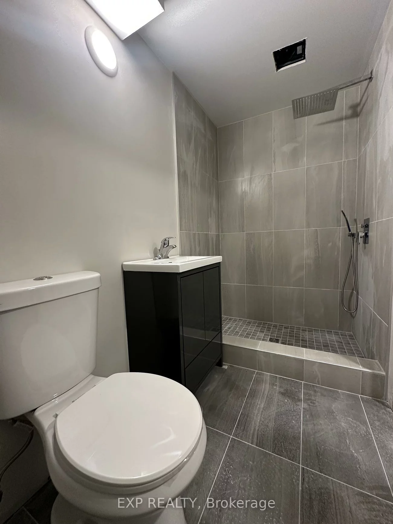 58, Moore, Letitia Heights, Barrie