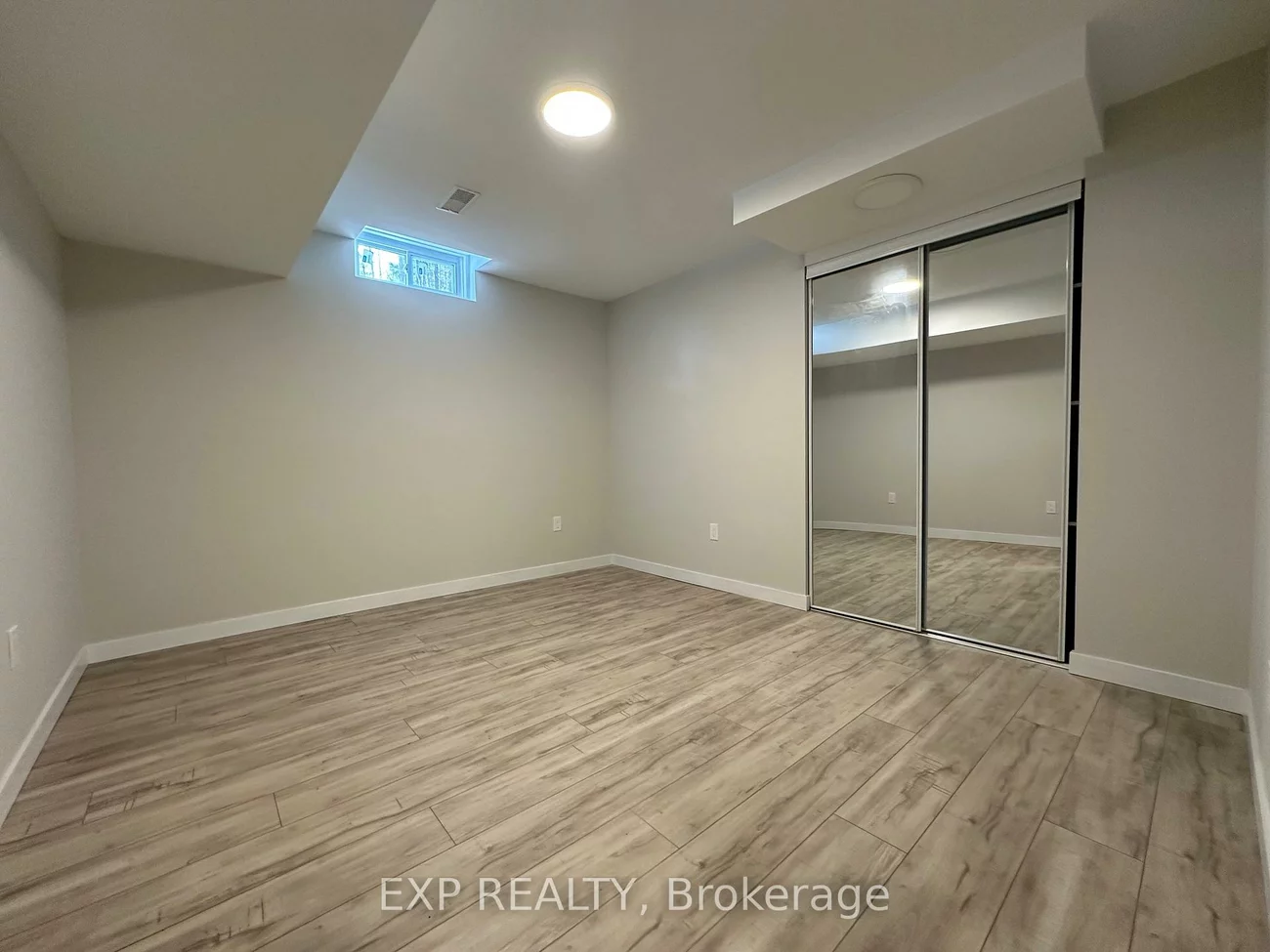 58, Moore, Letitia Heights, Barrie