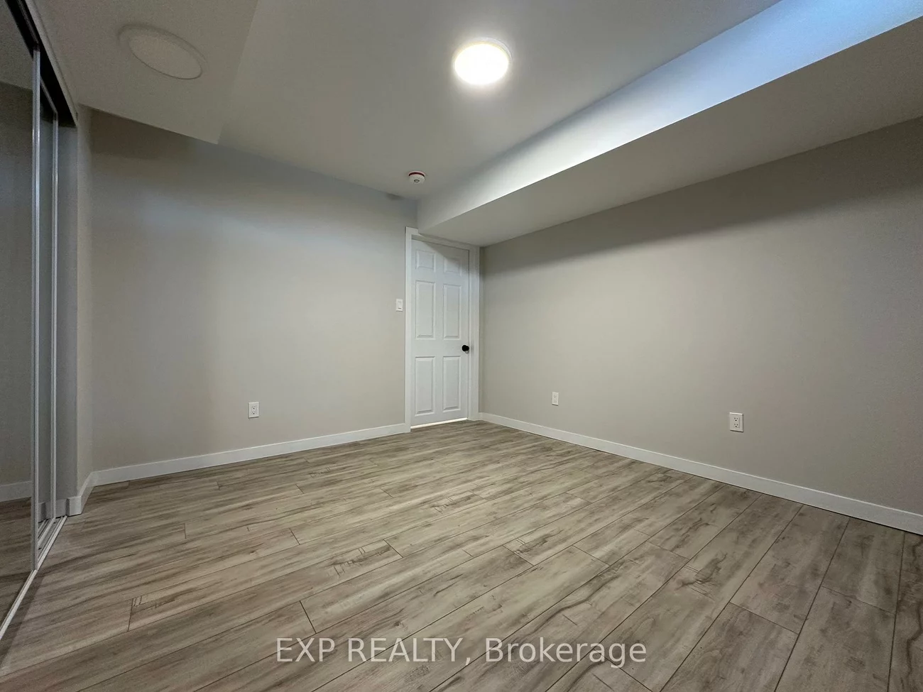 58, Moore, Letitia Heights, Barrie