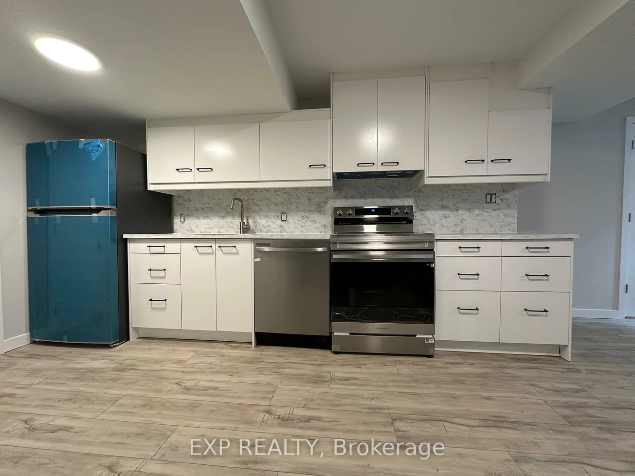 58, Moore, Letitia Heights, Barrie