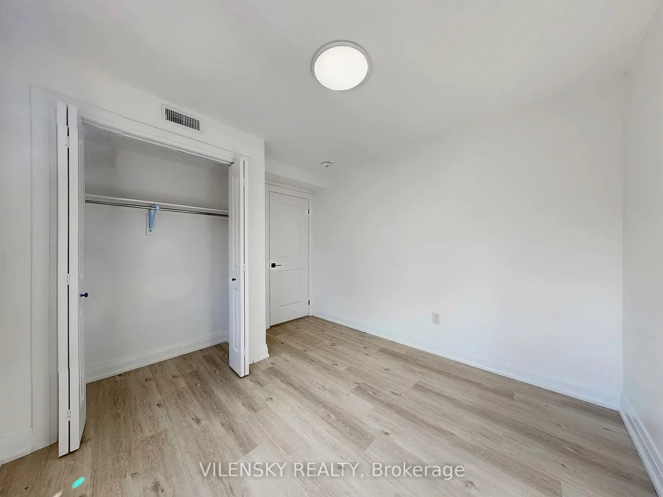 195, Owen, Wellington, Barrie