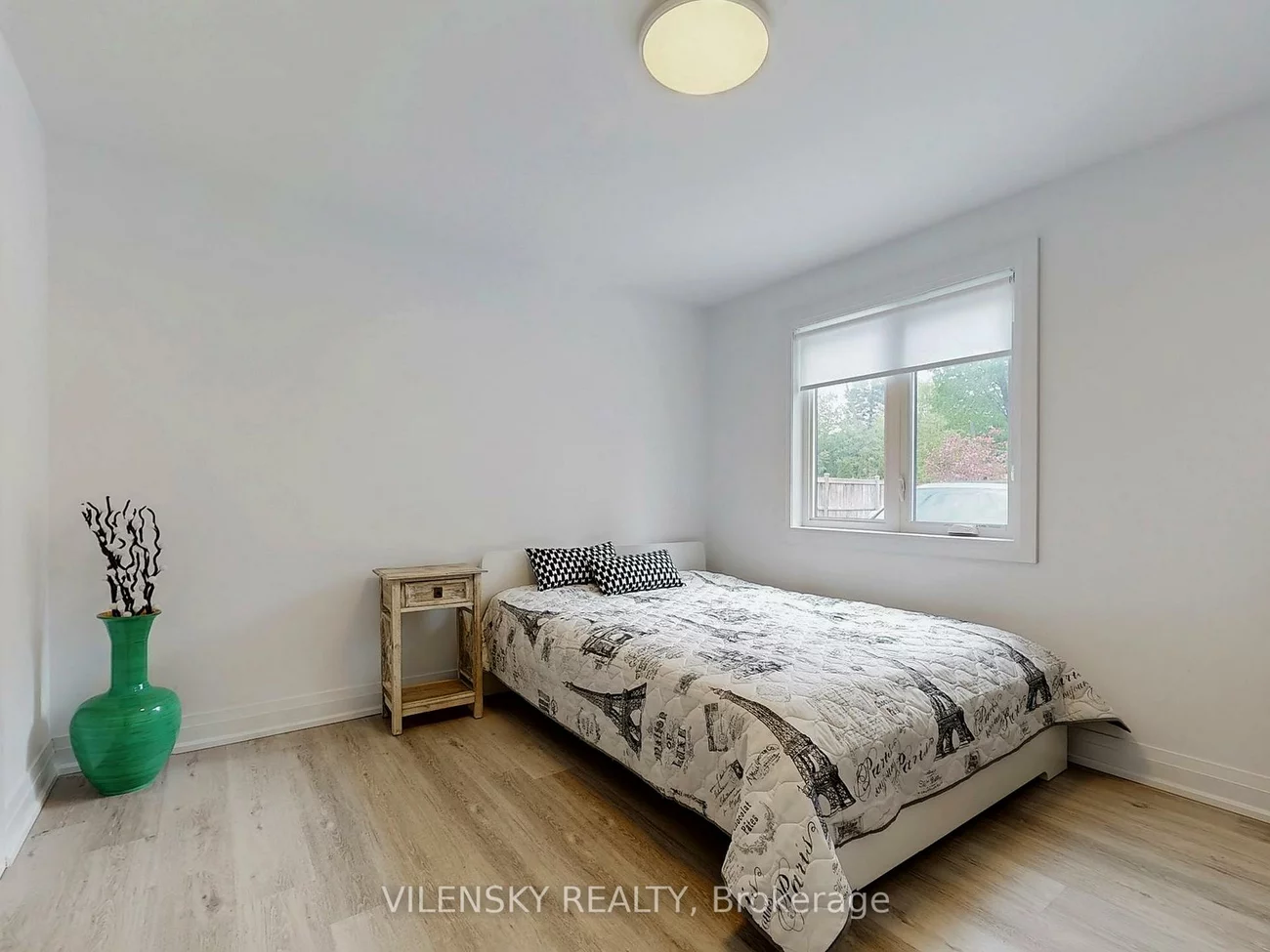 195, Owen, Wellington, Barrie