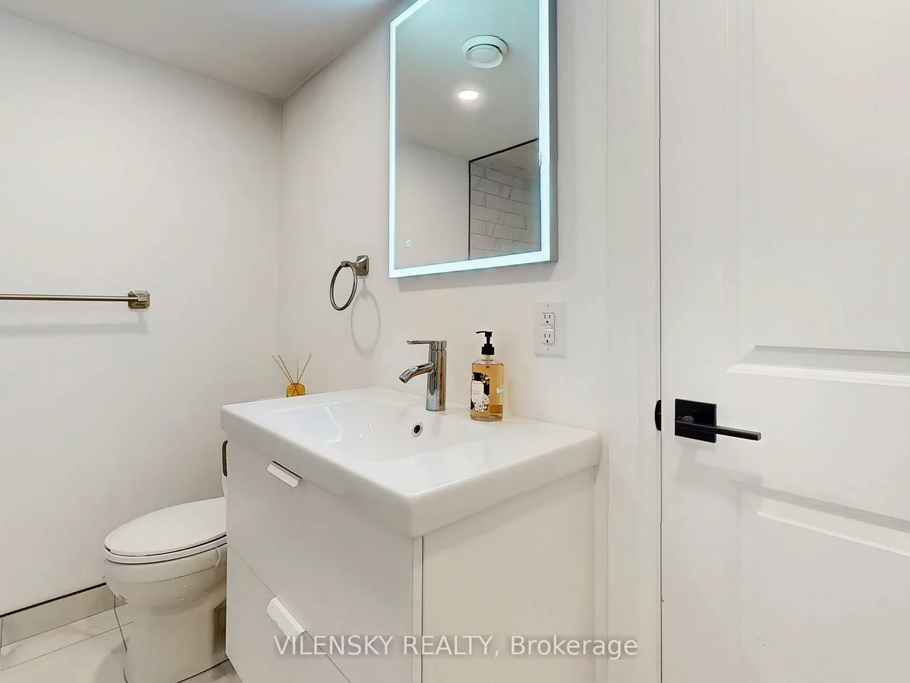 195, Owen, Wellington, Barrie