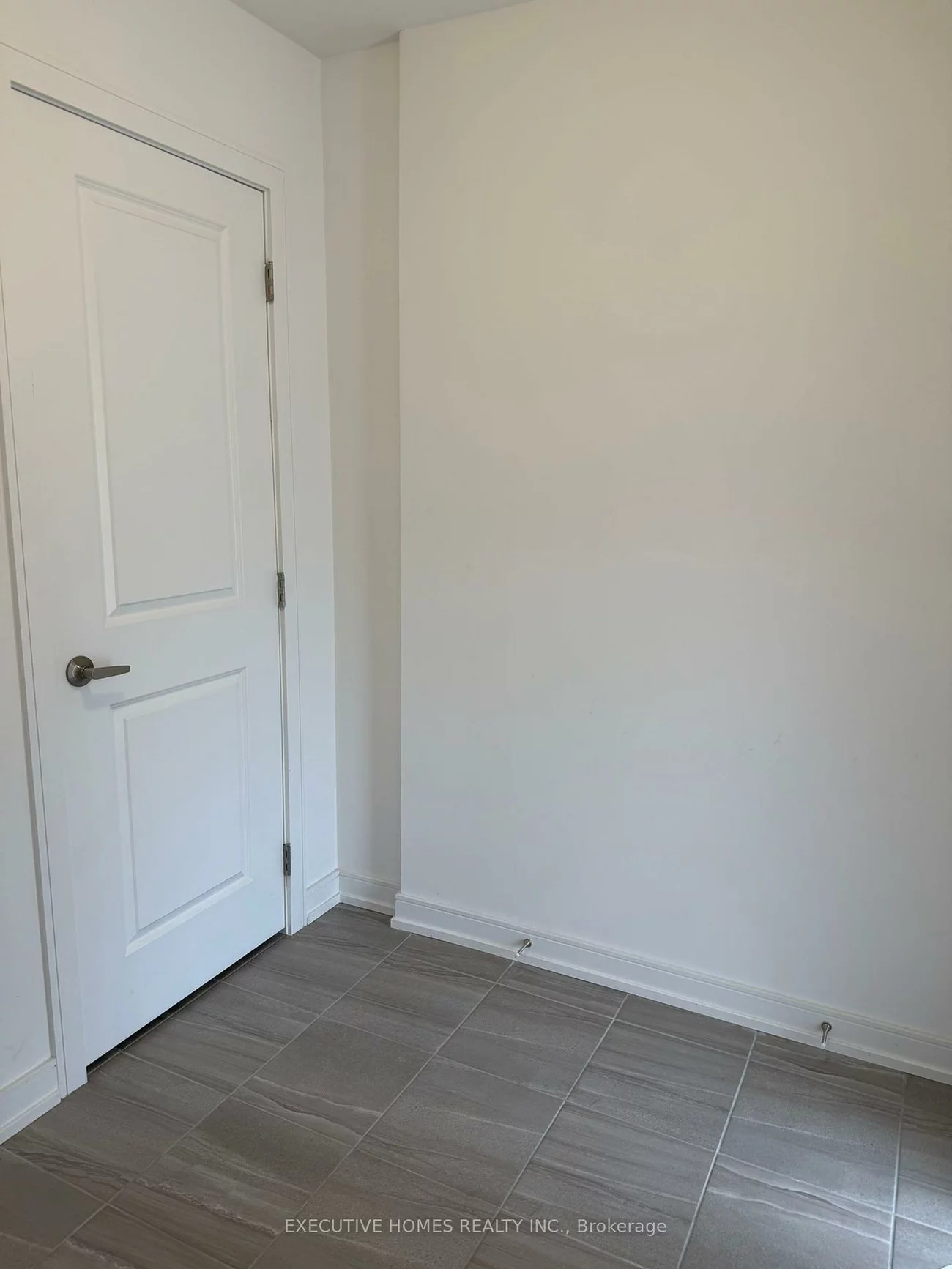 10, Blue Forest, Innis-Shore, Barrie