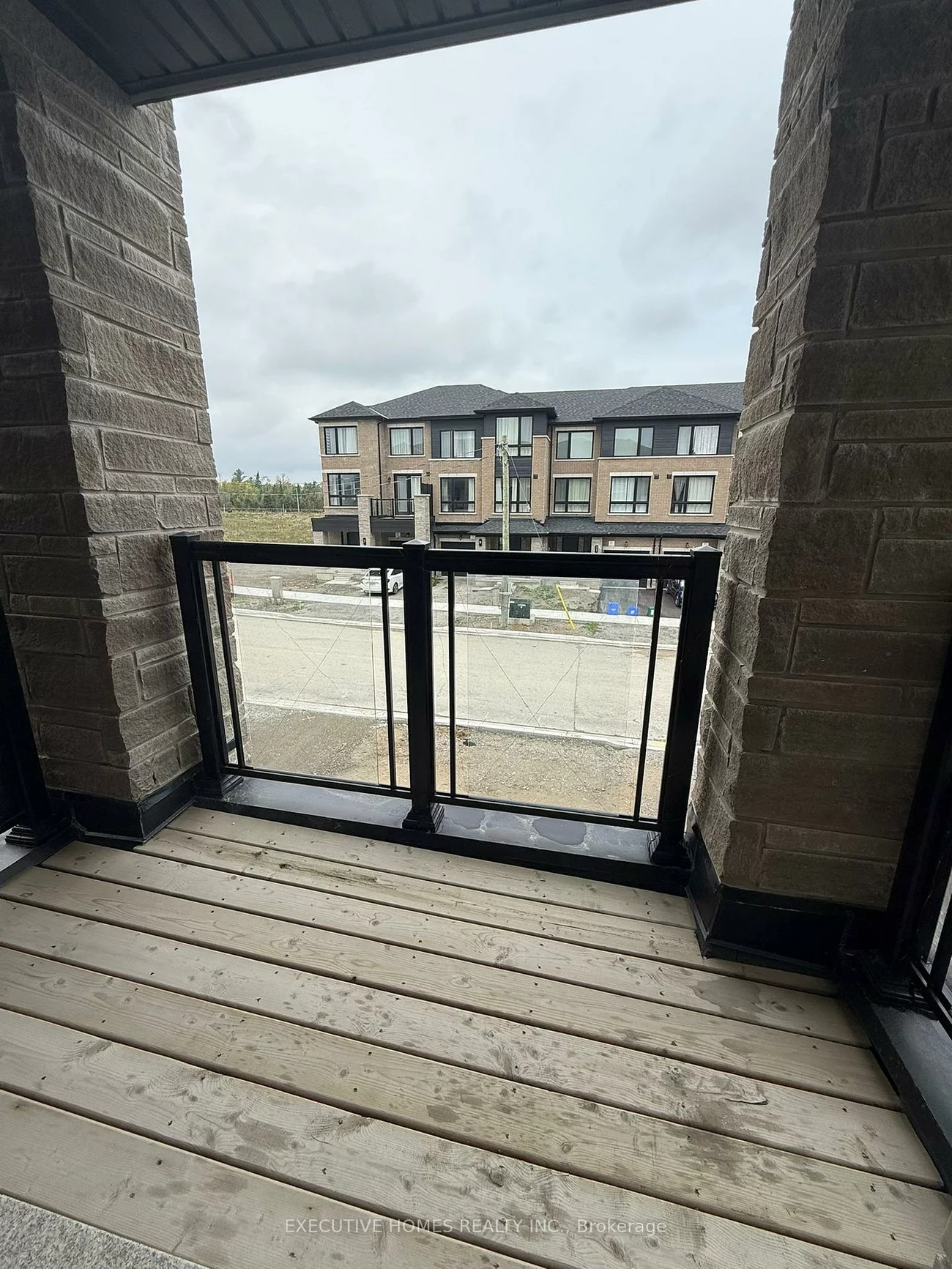 10, Blue Forest, Innis-Shore, Barrie